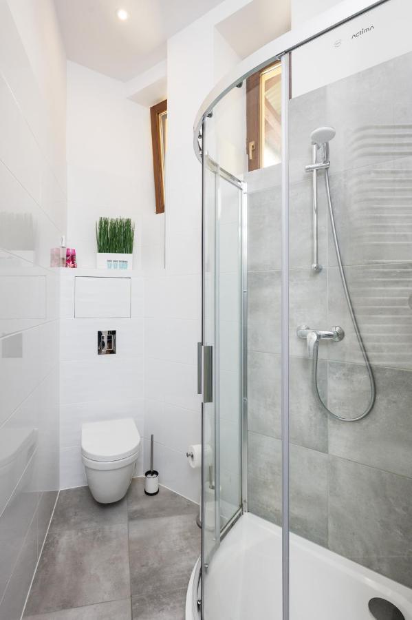 Beautiful Apartment, Great Location, Old Town & Kazimierz Krakow Luaran gambar