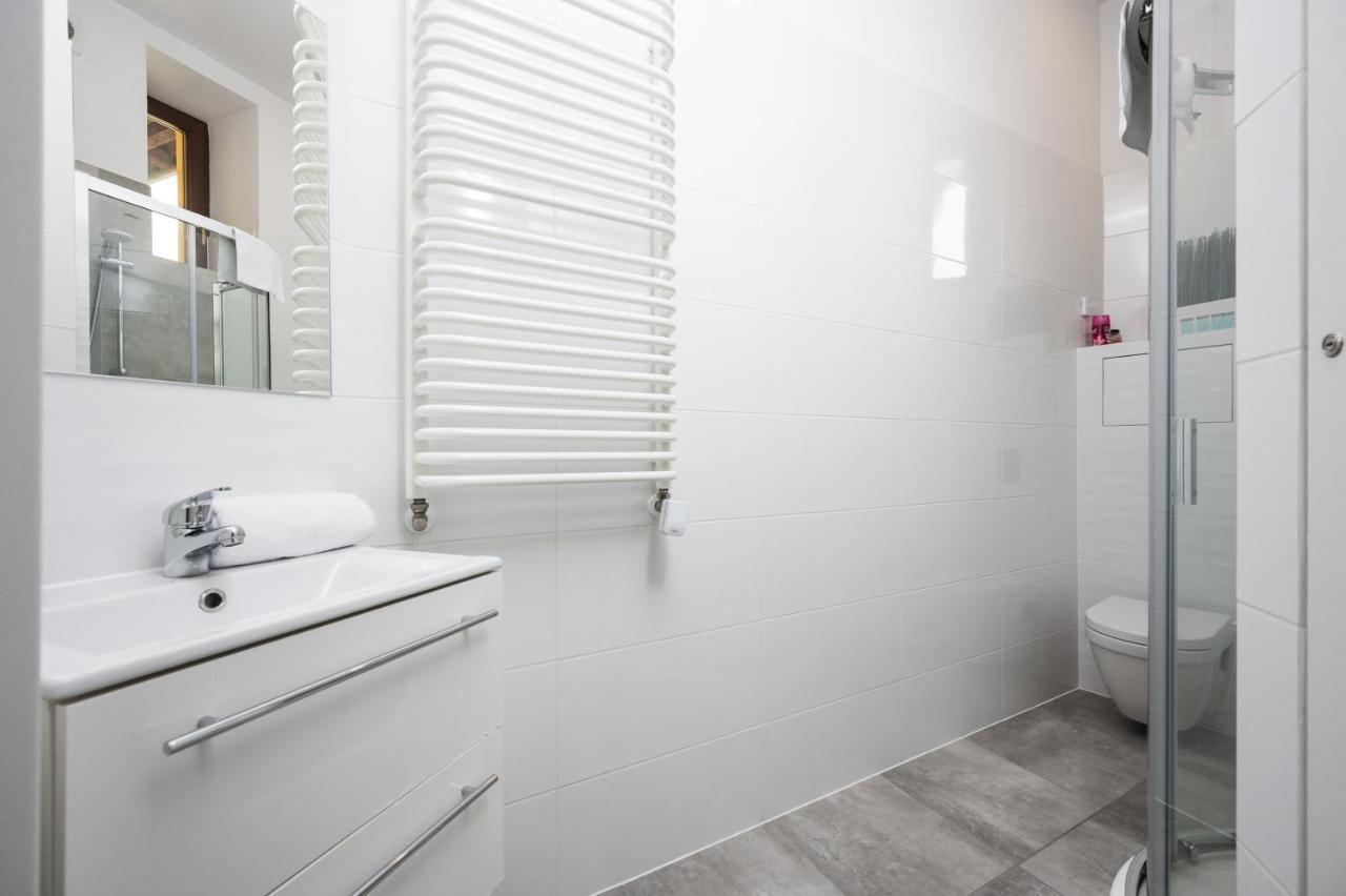 Beautiful Apartment, Great Location, Old Town & Kazimierz Krakow Luaran gambar